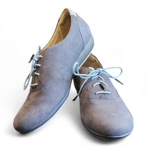 Dansko Kimi lace up blue Oxford non slip size 38 US size 7.5-8